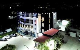 Grand Hotel Gjyshi